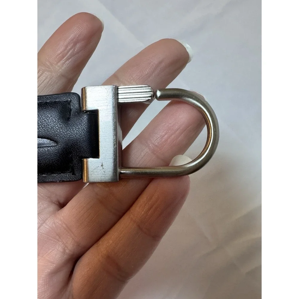 2016 CHRYSLER BLACK Leather Metal Keychain Key Ring Embossed OEM